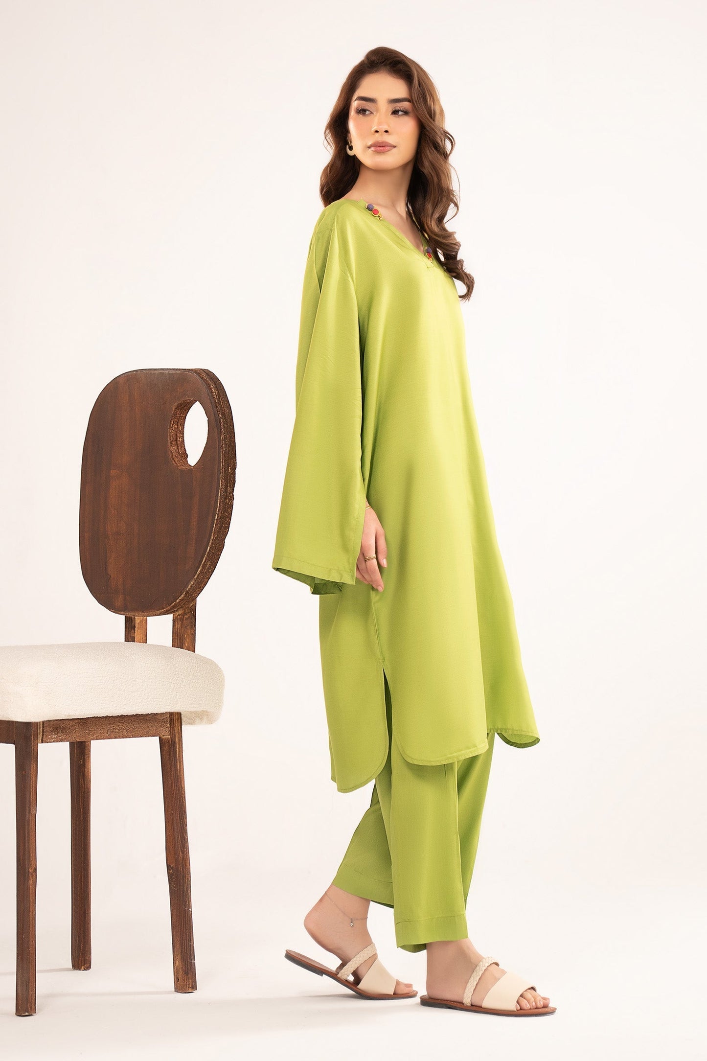 2 Pc Dyed Arabic Lawn Suit